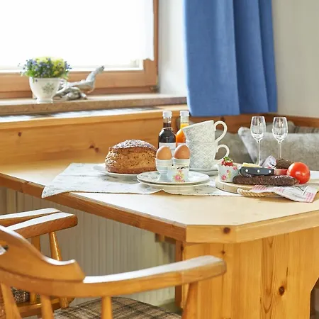 Kirchplatzl Apartment *