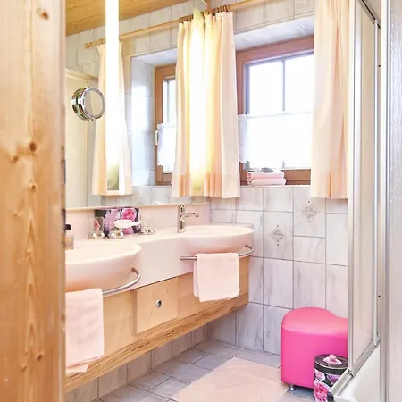 Apartment Kirchplatzl Leutasch