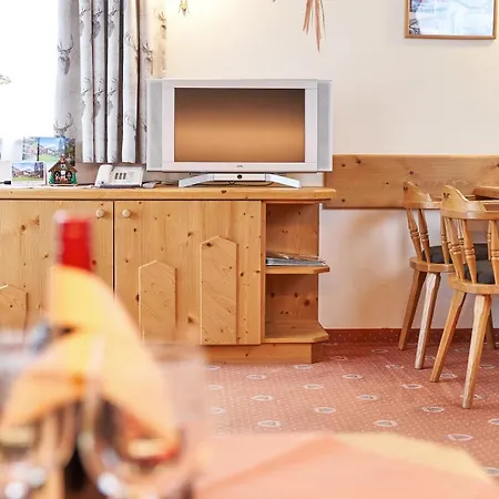 Kirchplatzl Apartment *