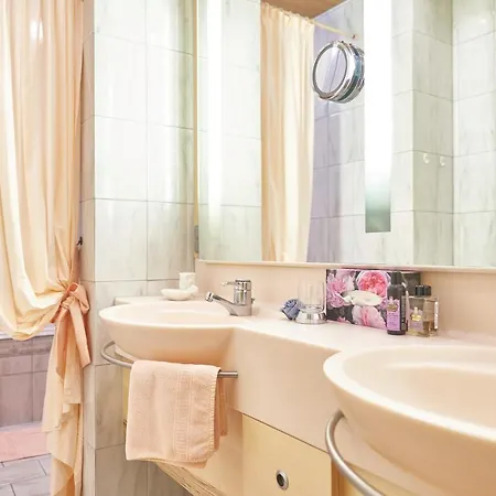 Kirchplatzl * Leutasch